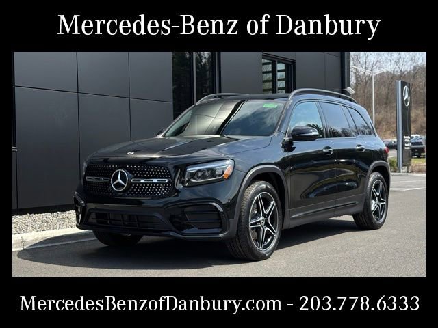 Used 2026 Mercedes-Benz GLB 250 4MATIC image 1