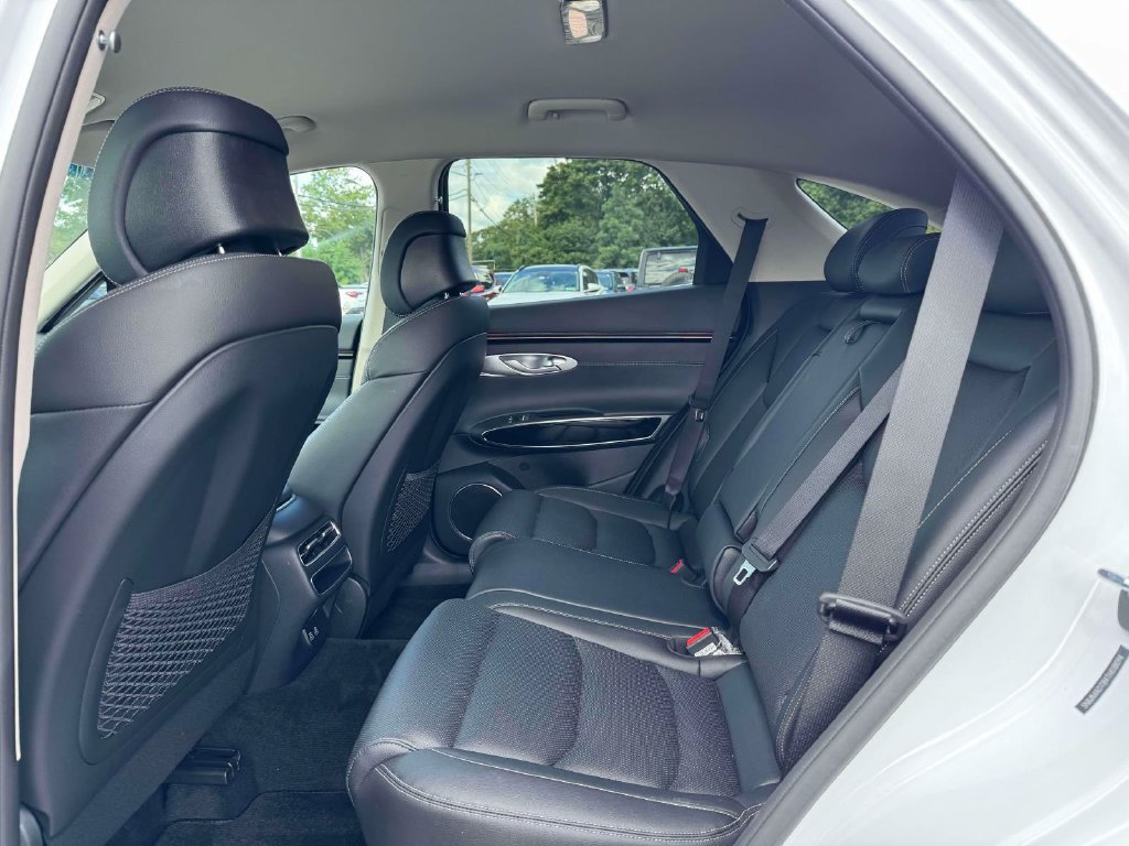Certified 2026 Genesis GV70 2.5T AWD/4WD image 10