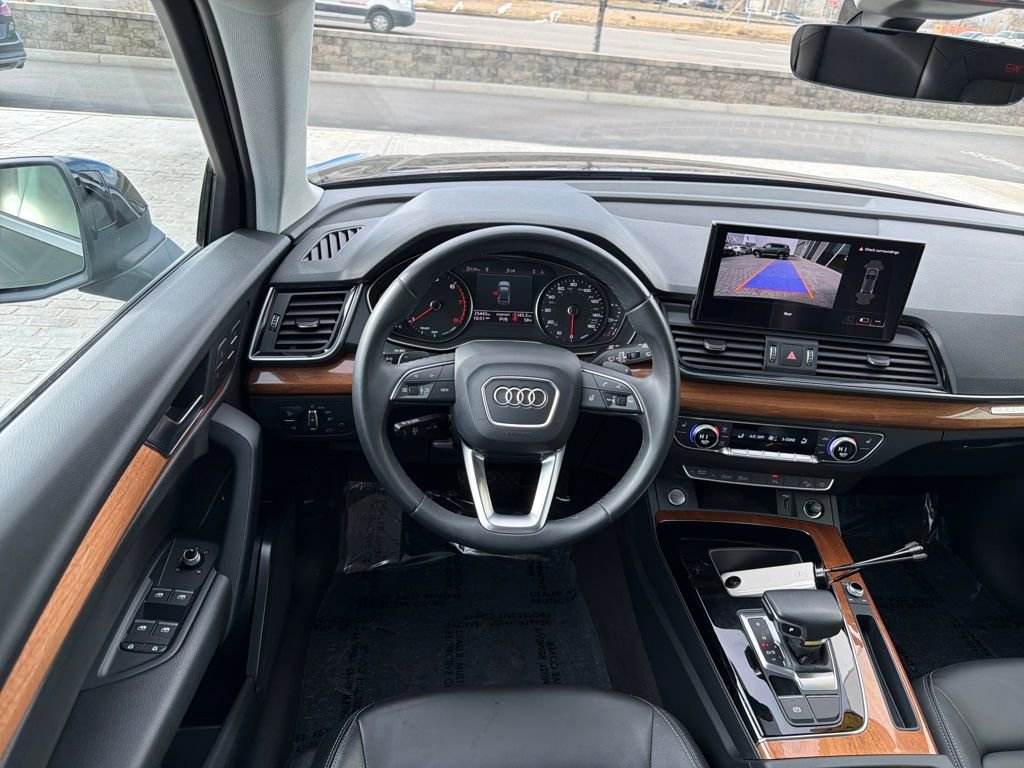 Used 2023 Audi Q5 2.0T Premium w/ Convenience Package image 43