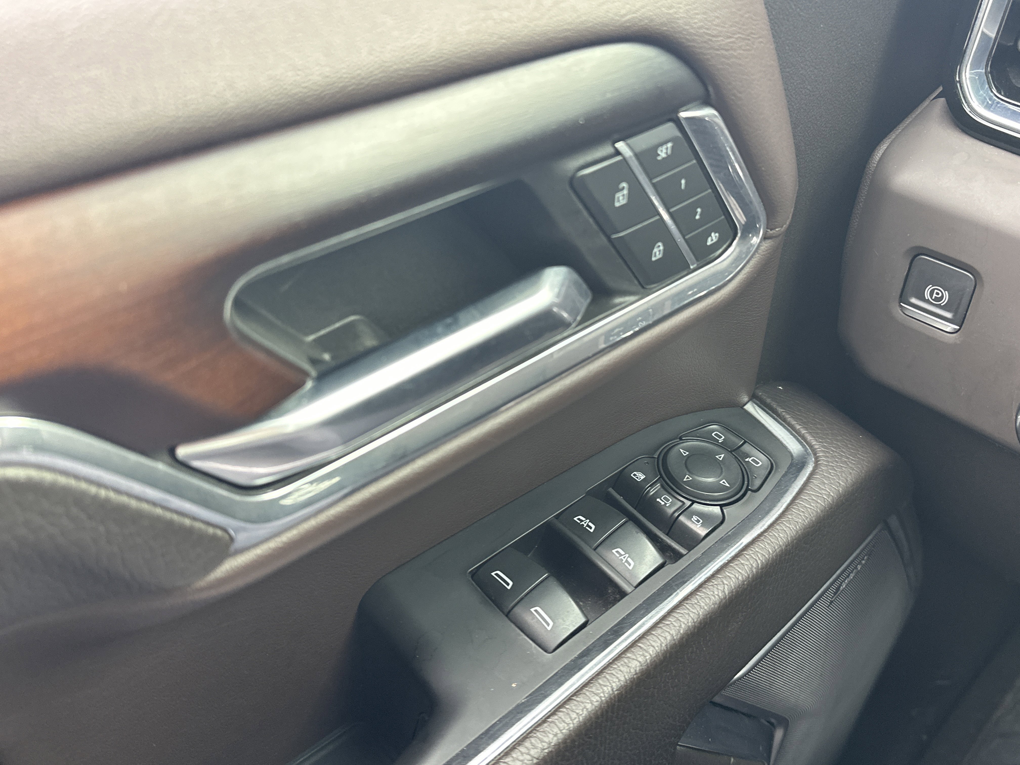 Certified 2024 GMC Sierra 2500 Denali w/ Denali Reserve Package image 24