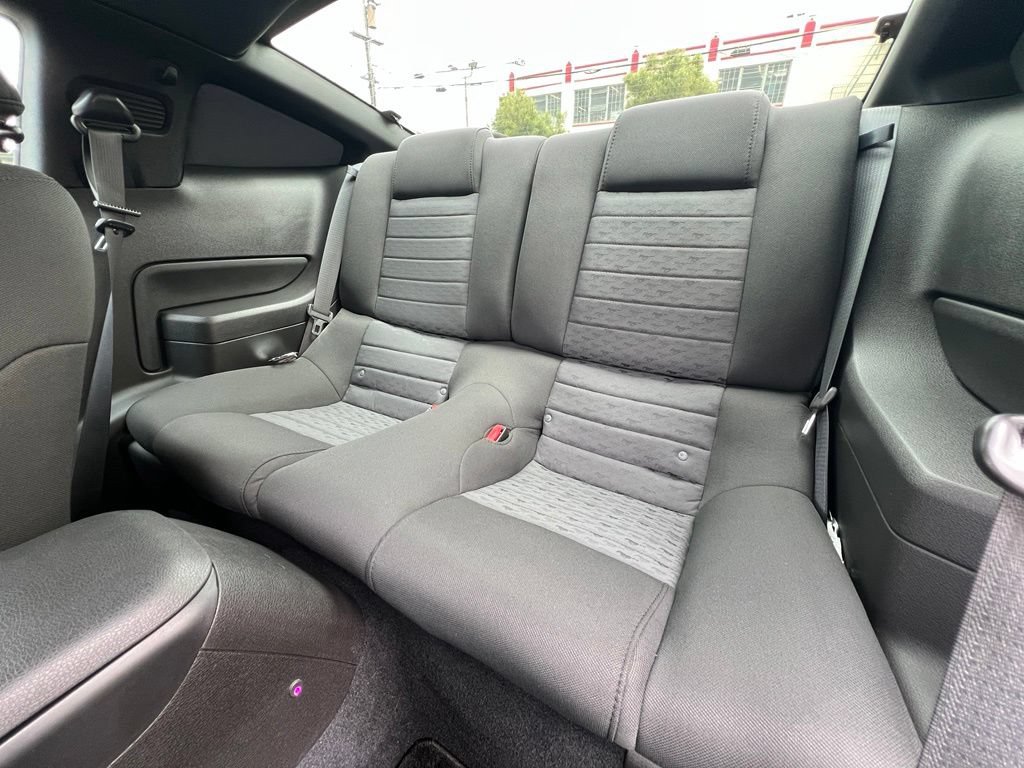 Used 2008 Ford Mustang GT RWD image 16
