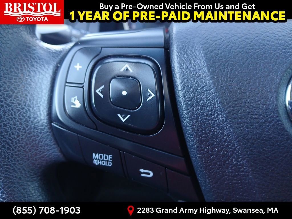 Used 2016 Toyota Camry LE image 28