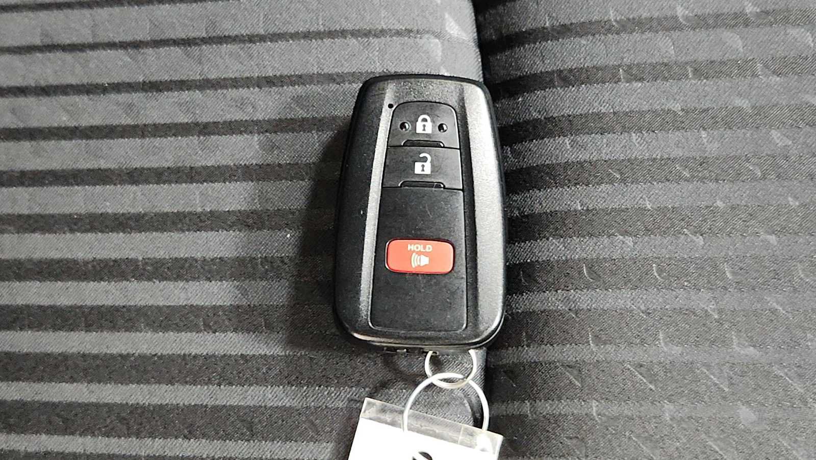 Certified 2018 Toyota Prius Three FWD image 31