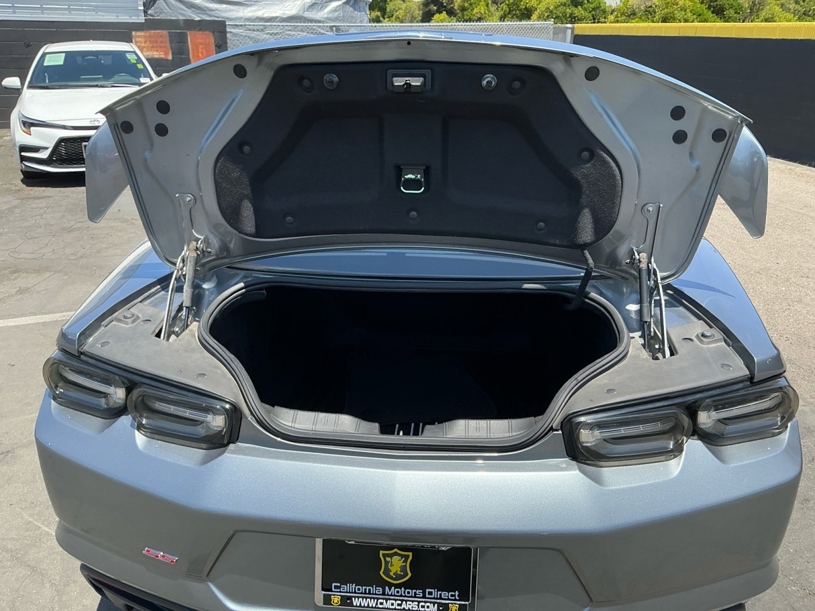 Used 2019 Chevrolet Camaro SS RWD image 26