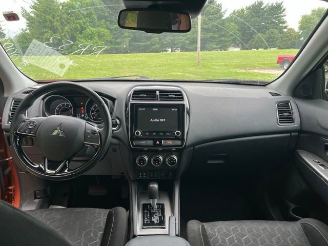 Used 2020 Mitsubishi Outlander Sport SE FWD image 10