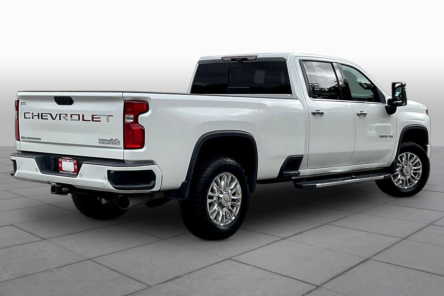 Used 2023 Chevrolet Silverado 2500 High Country w/ Z71 Off-Road Package AWD/4WD image 25