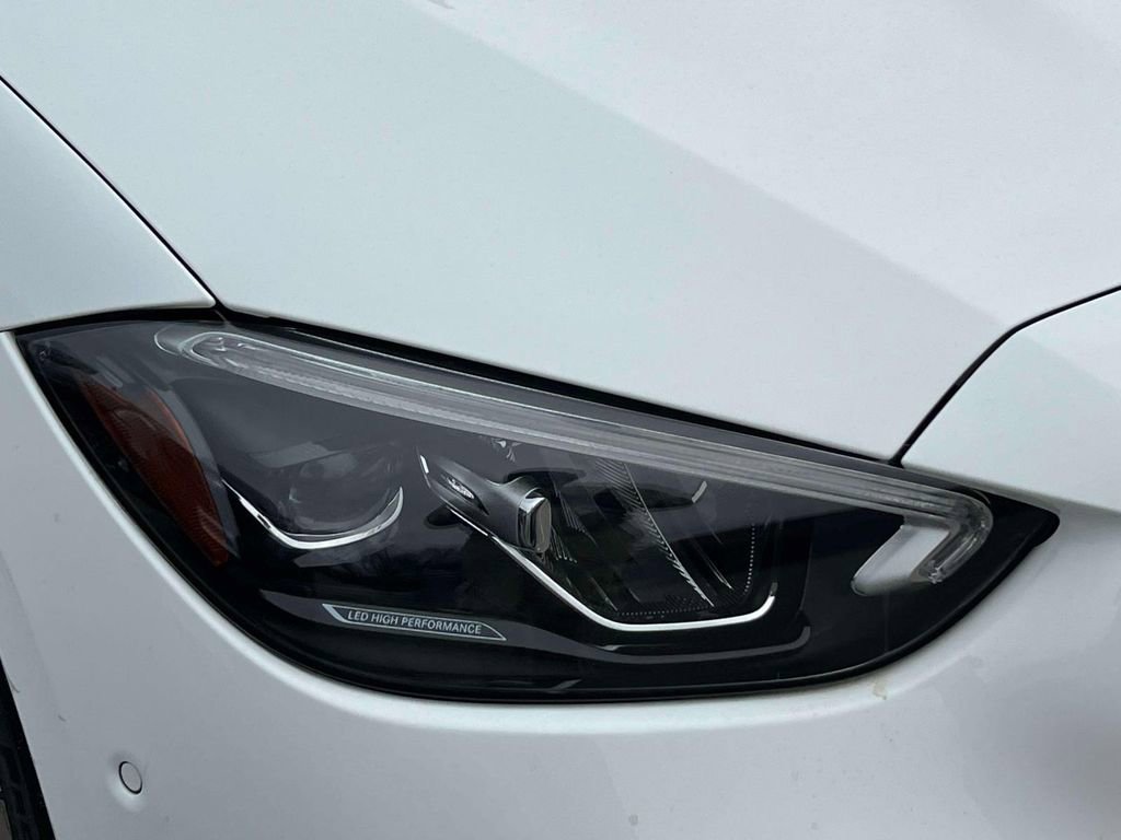 Used 2024 Mercedes-Benz C 300 4MATIC Sedan image 9