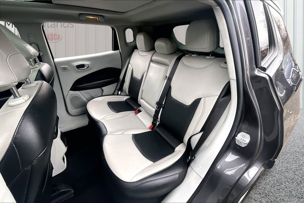 Used 2021 Jeep Compass Limited w/ Sun and Sound Group image 22