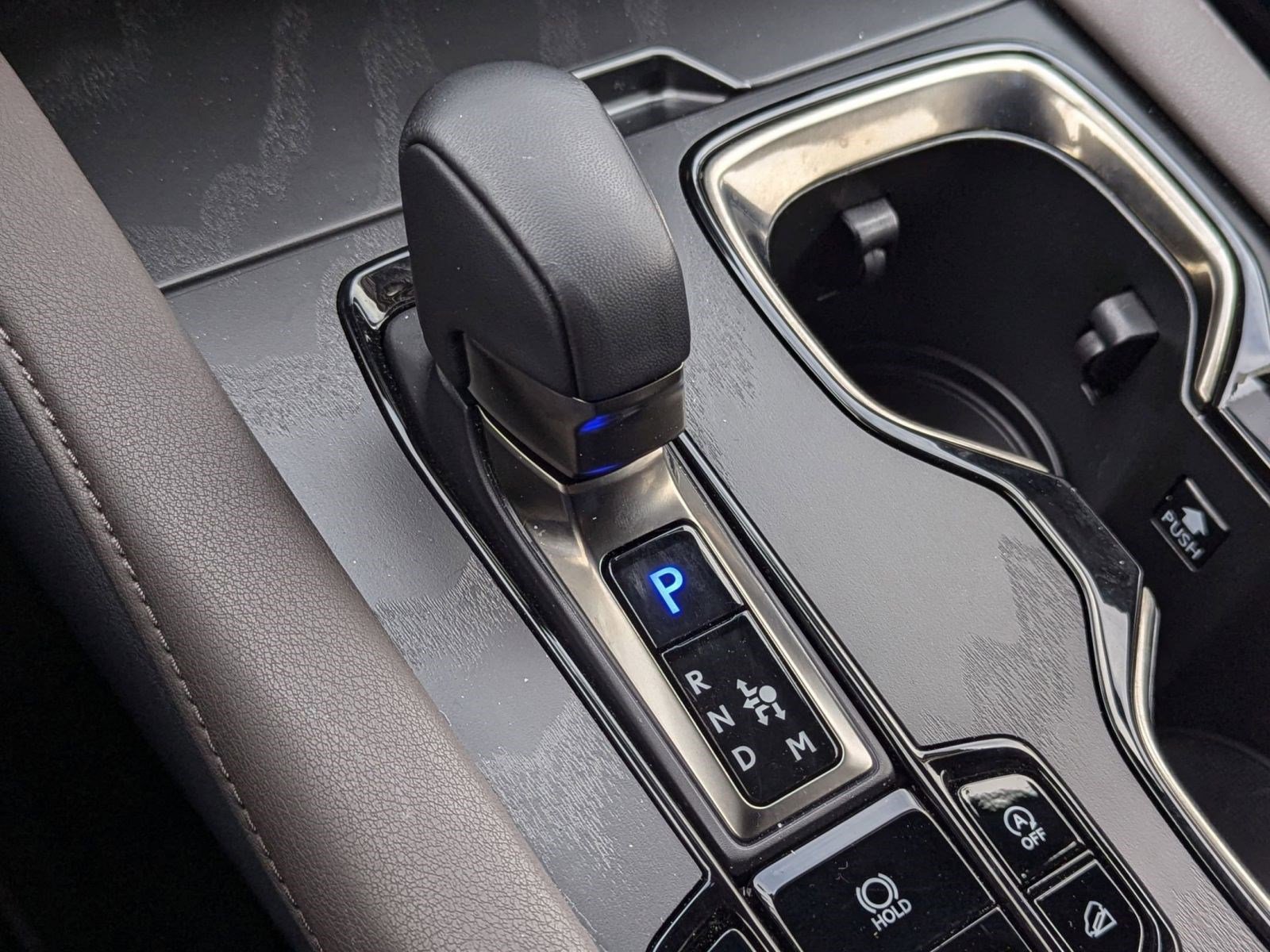 Certified 2025 Lexus RX 350 w/ Luxury Package image 16