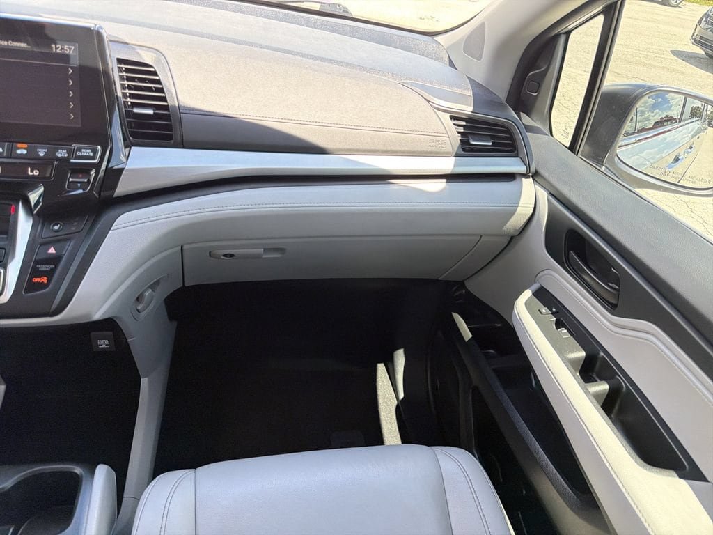 Used 2023 Honda Odyssey EX-L image 17