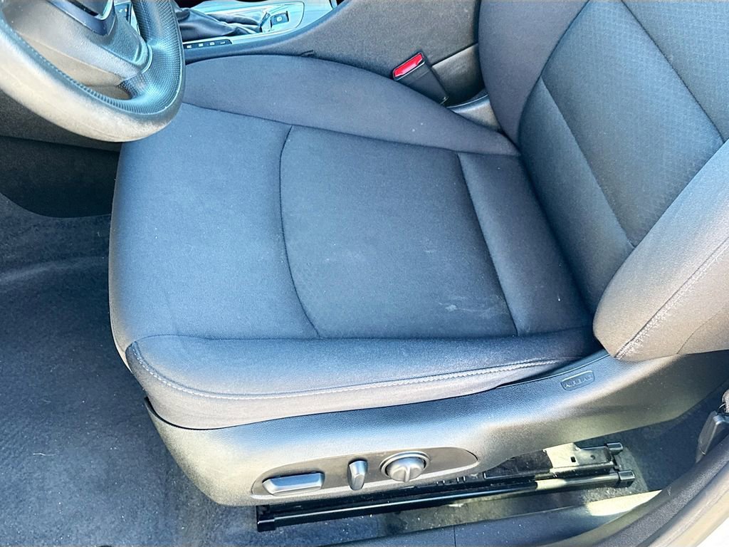 Used 2024 Chevrolet Malibu LT image 18