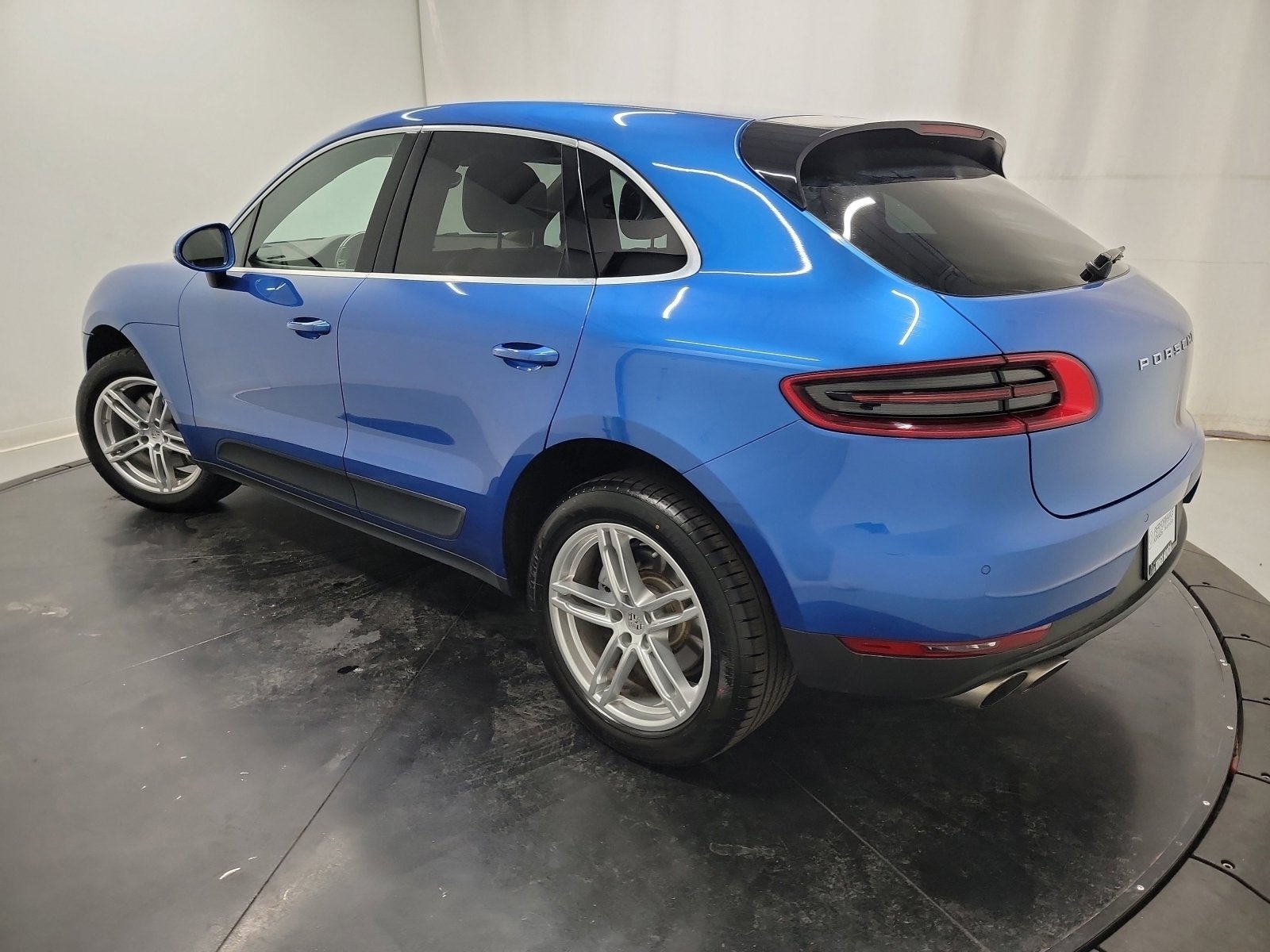 Used 2016 Porsche Macan S image 6