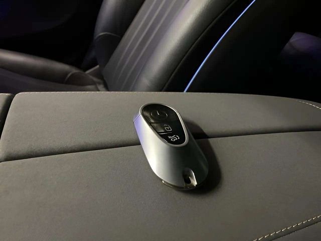 Used 2023 Mercedes-Benz EQS 580 4MATIC Sedan image 81