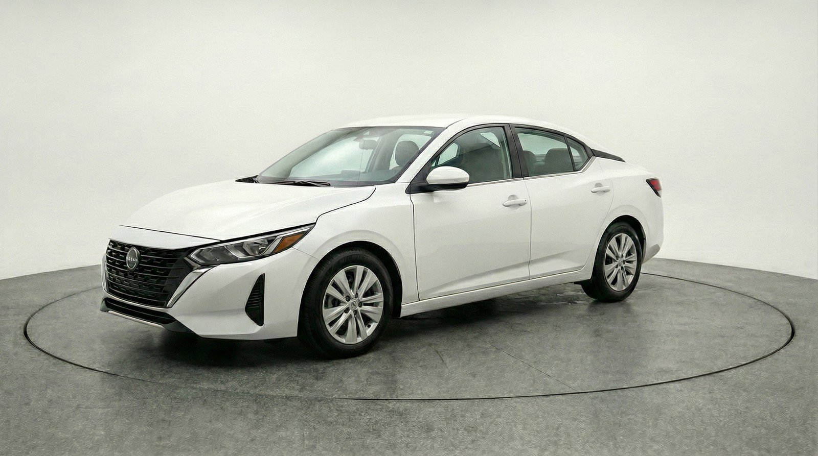 Used 2025 Nissan Sentra S image 3