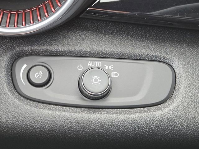New 2026 Chevrolet Trax RS w/ Driver Confidence Package FWD image 11