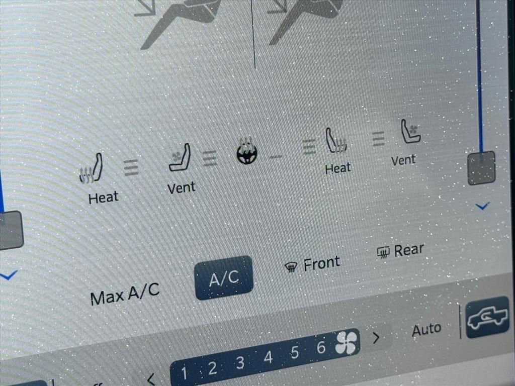 Used 2024 RAM 2500 Laramie w/ Safety Group AWD/4WD image 22