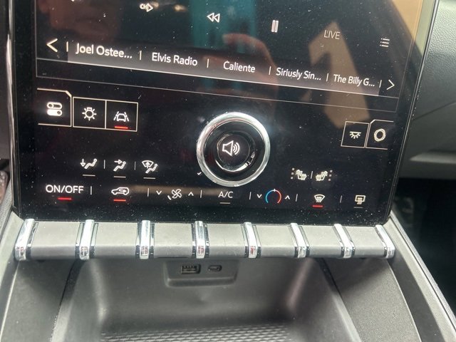 Used 2025 GMC Terrain Elevation image 24