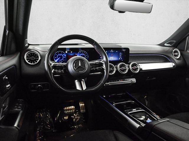 Certified 2024 Mercedes-Benz EQB 300 4MATIC image 20