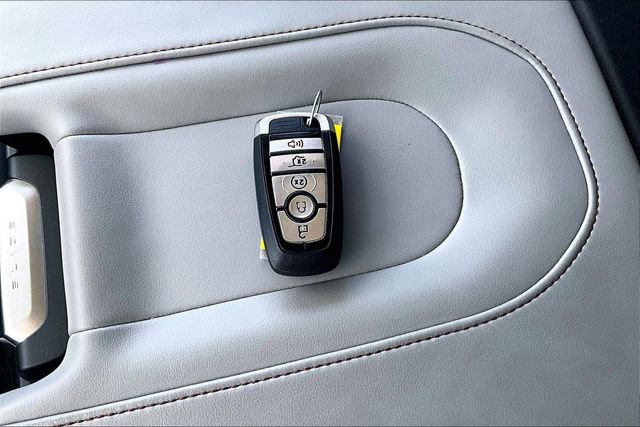 Used 2025 Ford Expedition Max Active image 35