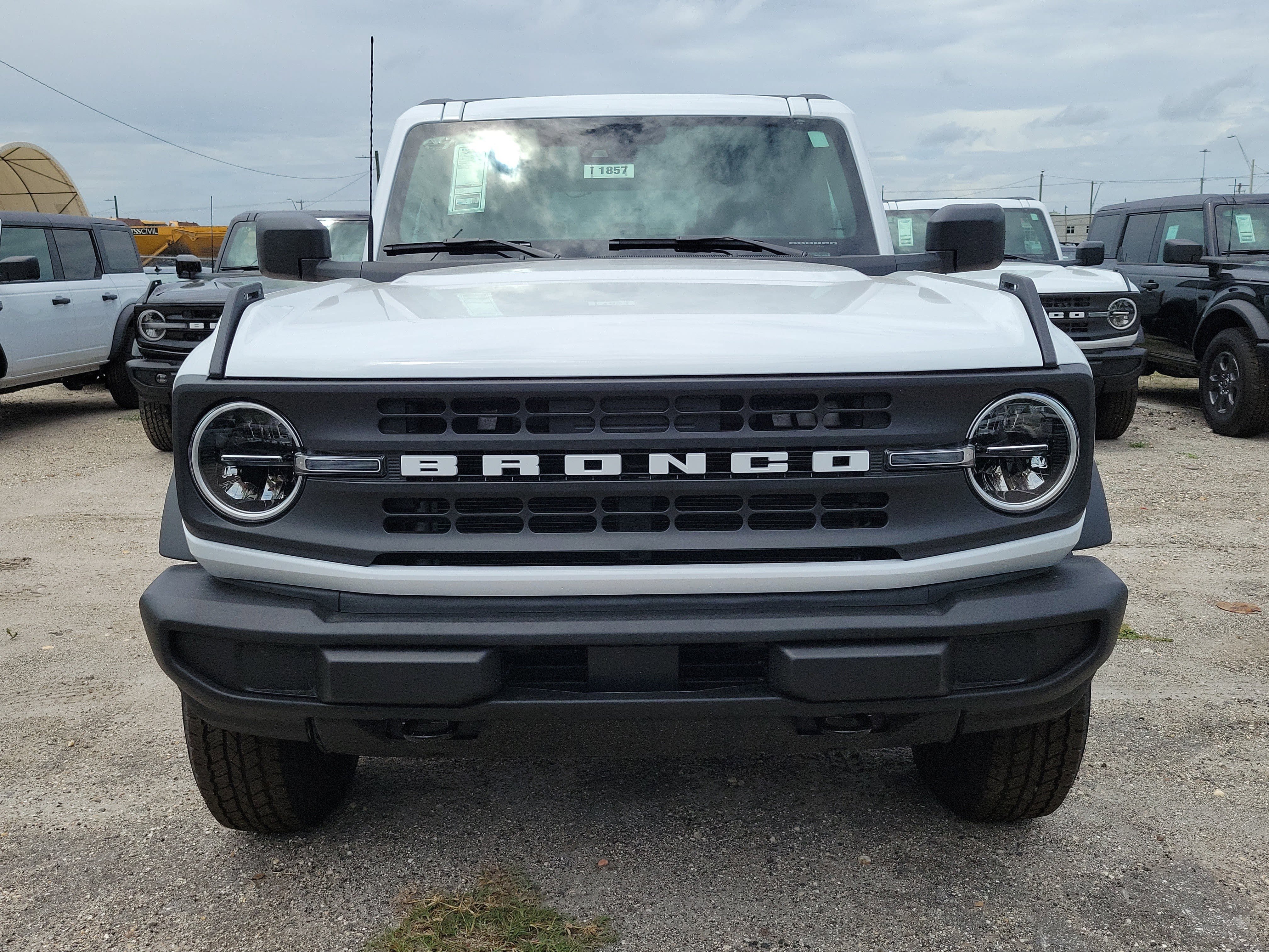 New 2026 Ford Bronco Big Bend AWD/4WD image 3