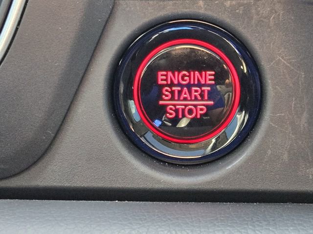 Used 2025 Honda Pilot Touring image 23