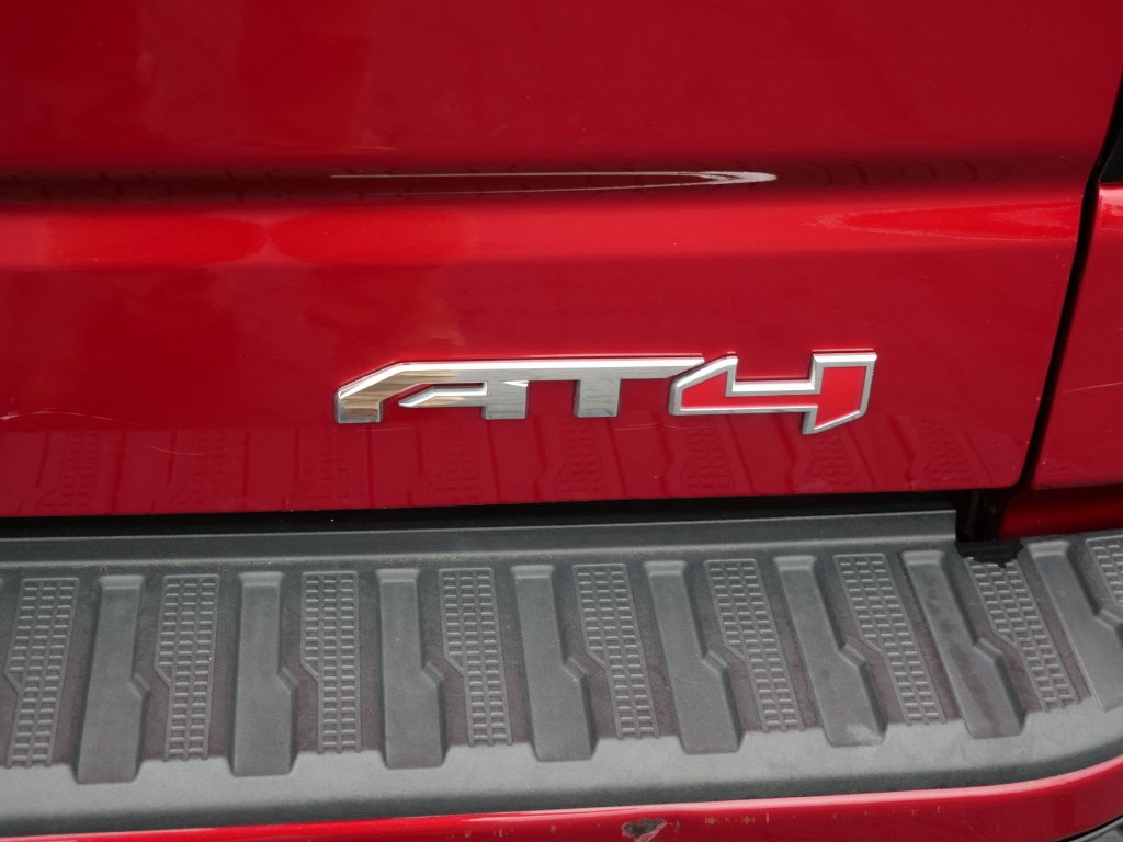 Used 2022 GMC Sierra 1500 AT4 w/ AT4 Premium Package AWD/4WD image 16