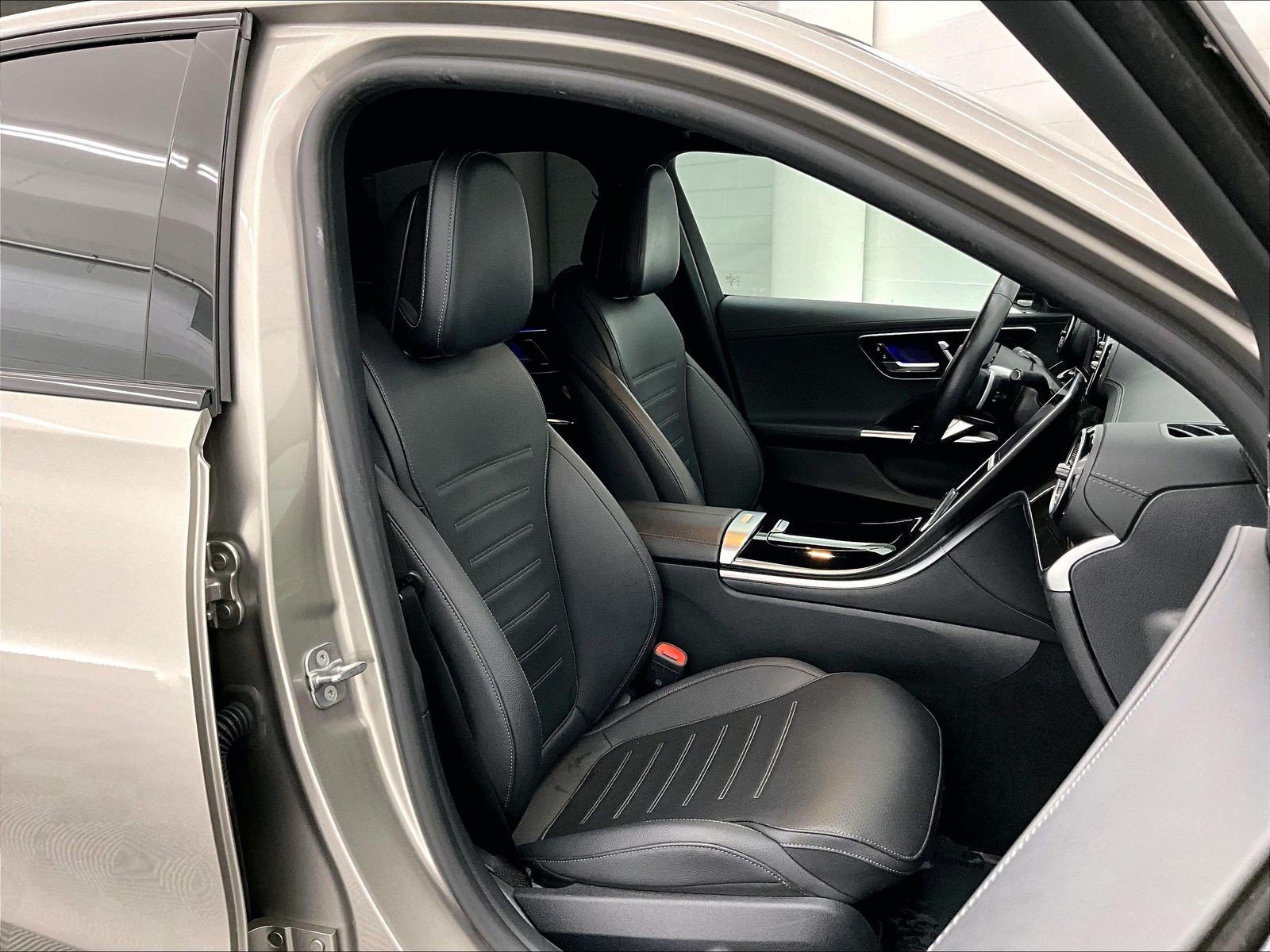 Certified 2024 Mercedes-Benz C 300 Sedan image 6