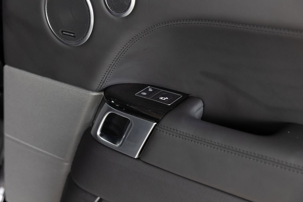 Used 2020 Land Rover Range Rover Sport HSE Dynamic image 68