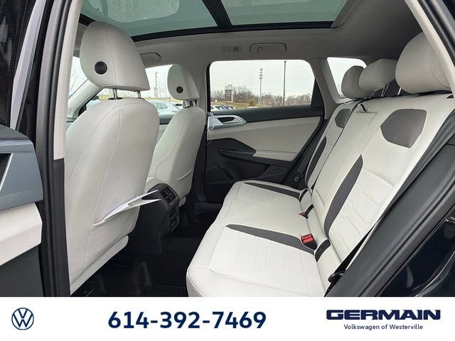 New 2026 Volkswagen Taos SE AWD/4WD image 16