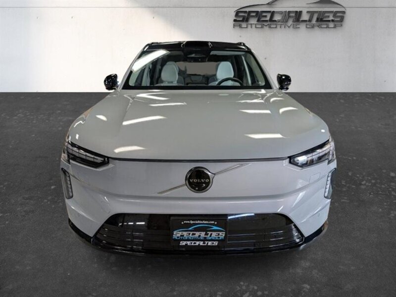 Used 2025 Volvo EX90 Ultra AWD/4WD image 6