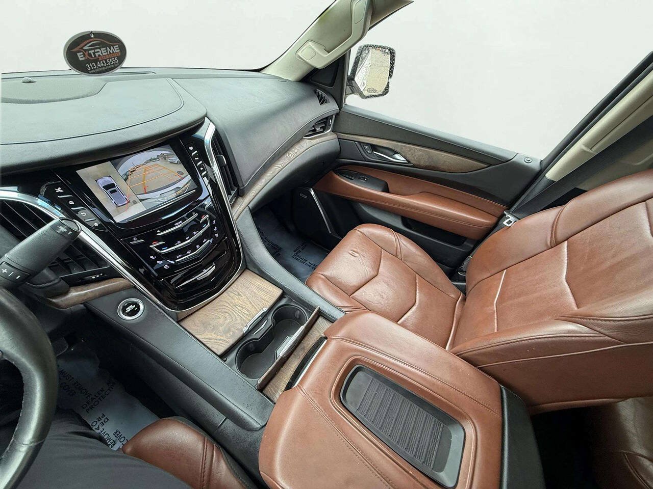 Used 2016 Cadillac Escalade Premium AWD/4WD image 21