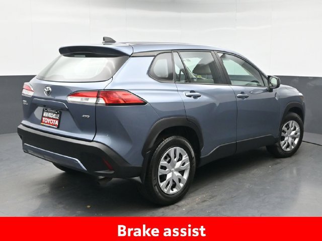 Certified 2023 Toyota Corolla Cross L AWD/4WD image 7
