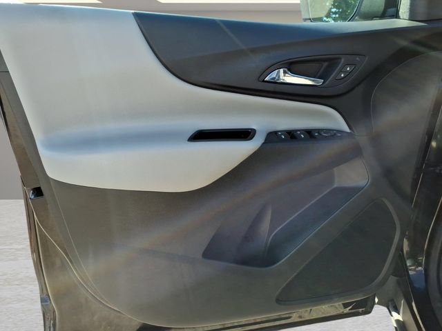 Used 2024 Chevrolet Equinox LS w/ LS Convenience Package FWD image 14