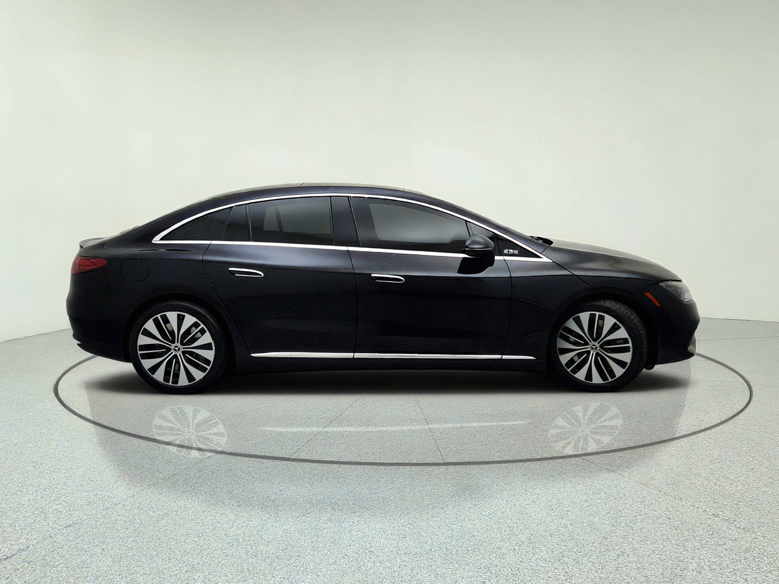 Certified 2023 Mercedes-Benz EQE 500 4MATIC Sedan image 12