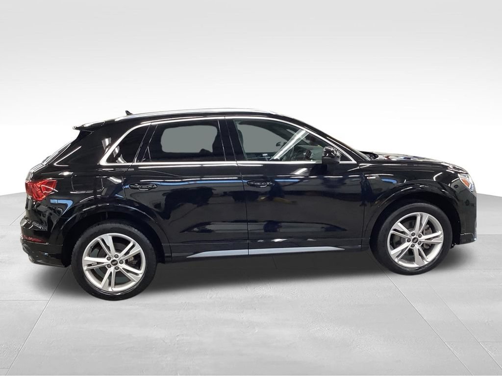 Used 2022 Audi Q3 2.0T Premium Plus AWD/4WD image 7