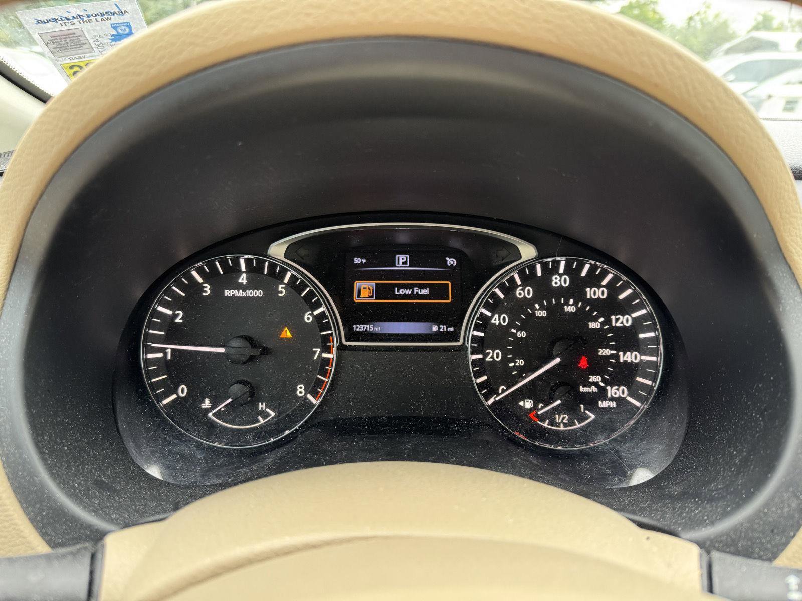 Used 2016 Nissan Altima 2.5 S w/ Power Driver Seat Package image 9