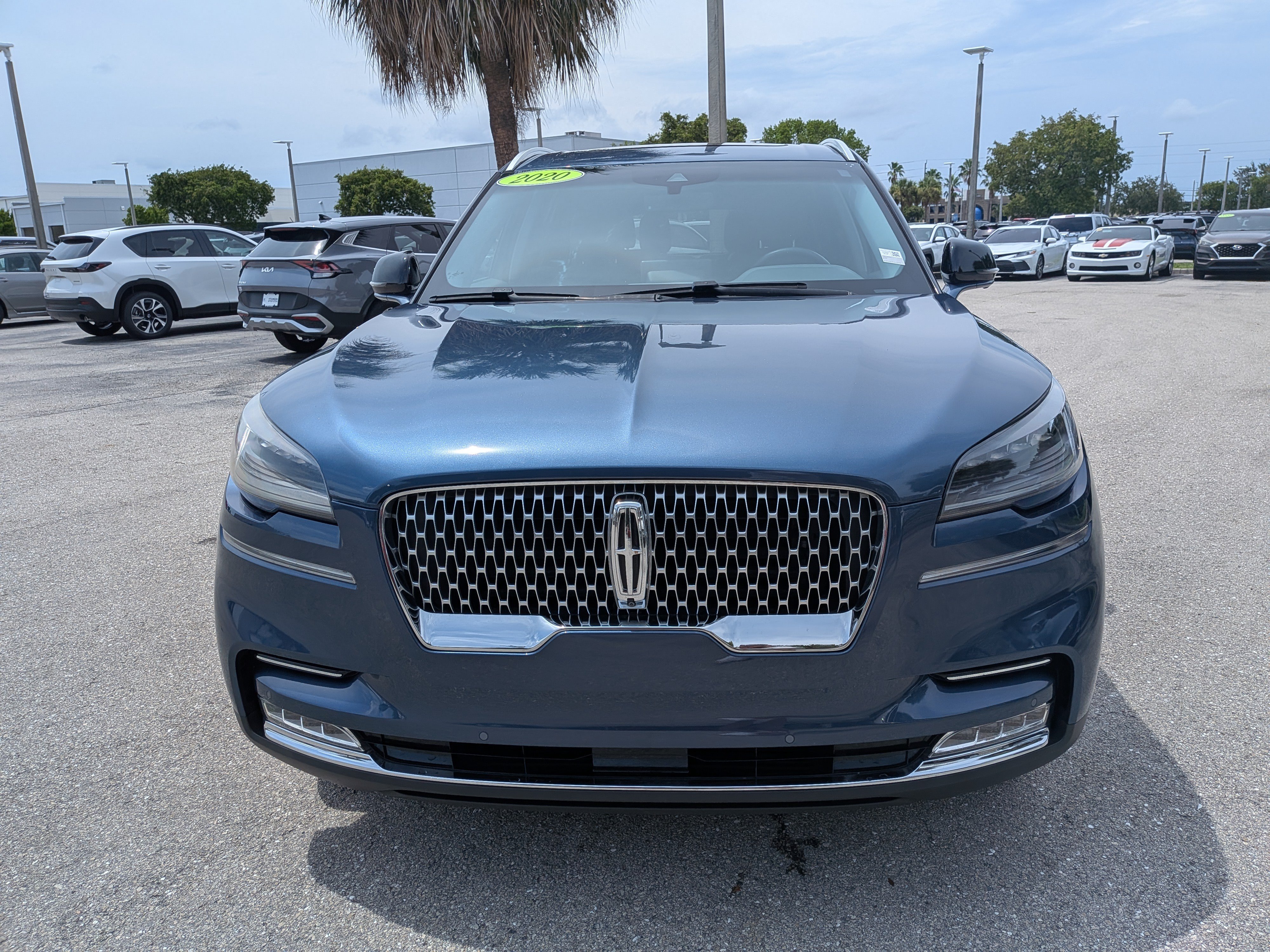 Used 2020 Lincoln Aviator Reserve w/ Equipment Group 201A AWD/4WD image 9