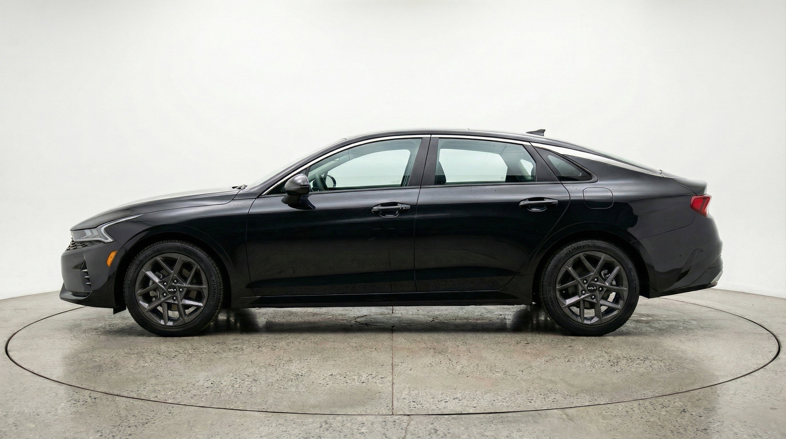 Used 2025 Kia K5 LXS image 5