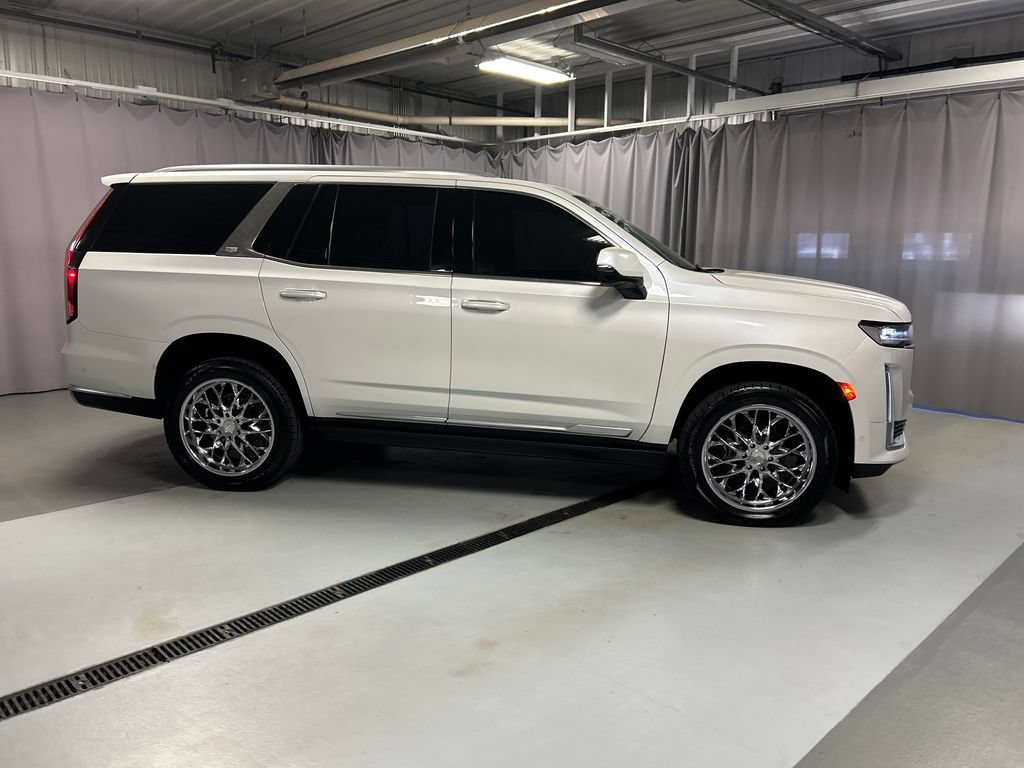 Used 2023 Cadillac Escalade Premium Luxury Platinum w/ LPO, Floor Liner Package AWD/4WD image 8