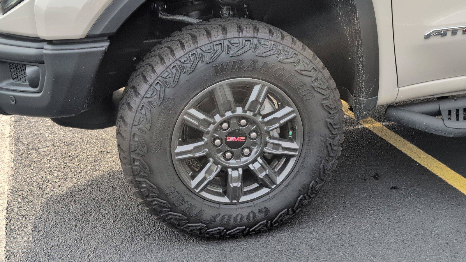 New 2026 GMC Sierra 1500 AT4X AWD/4WD image 11