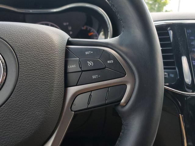 Certified 2021 Jeep Grand Cherokee Laredo X AWD/4WD image 27