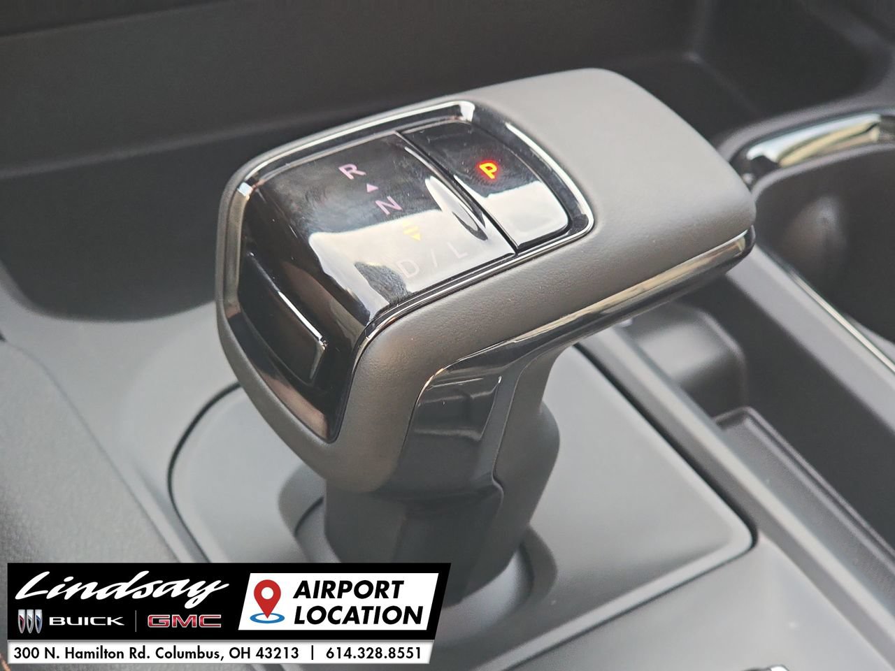New 2026 GMC Sierra 1500 AT4 w/ AT4 Premium Package AWD/4WD image 17