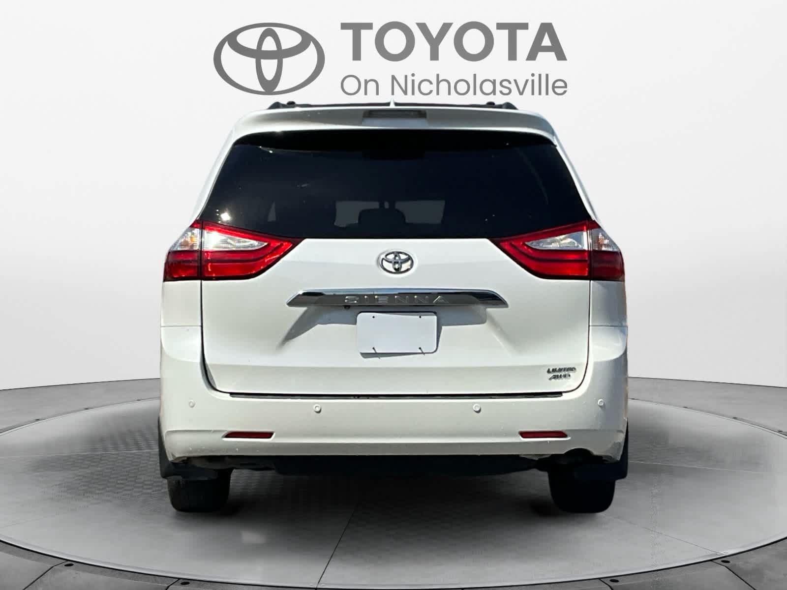 Used 2016 Toyota Sienna Limited Premium w/ Protection Package AWD/4WD image 4