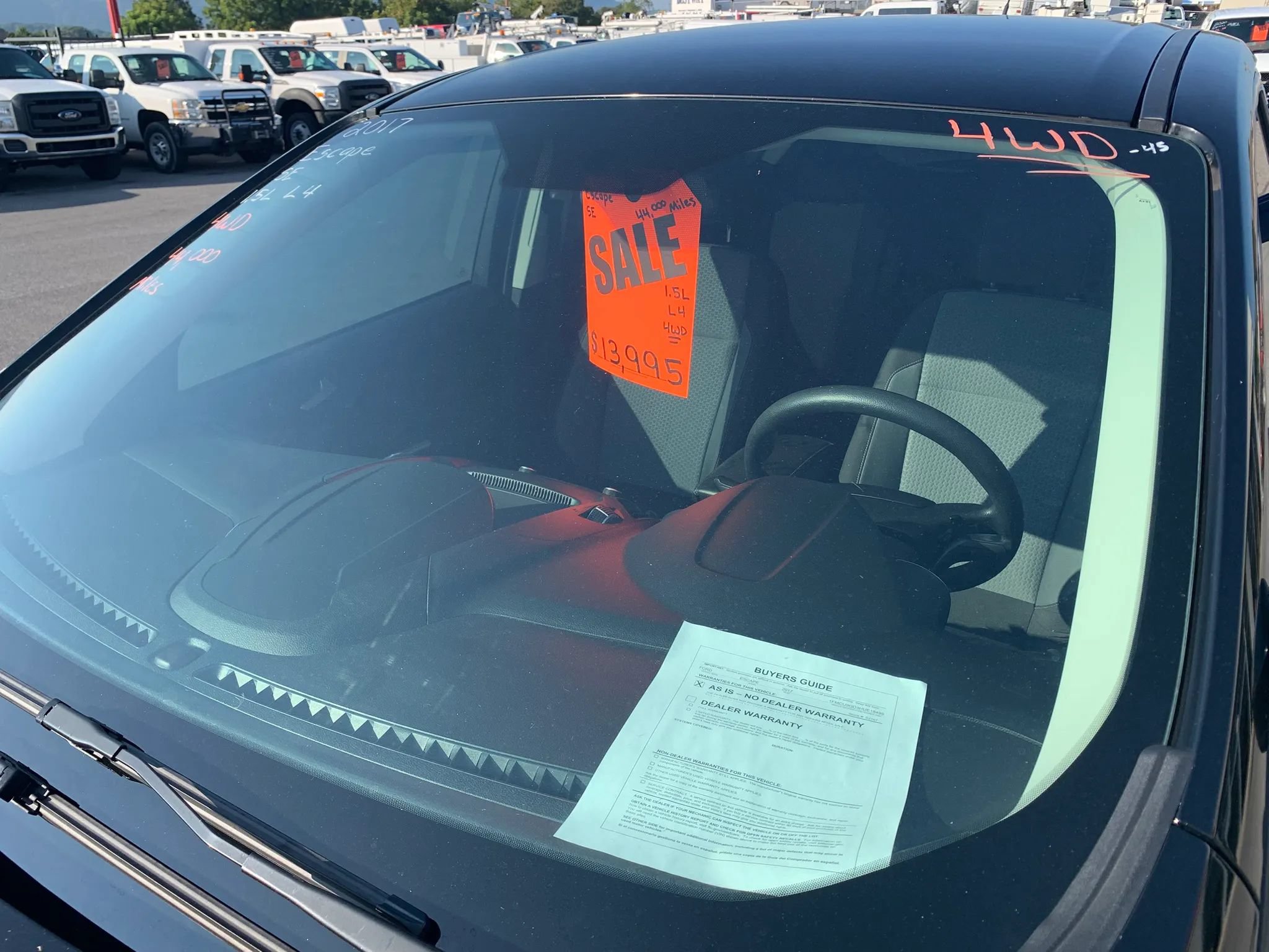 Used 2017 Ford Escape SE AWD/4WD image 4