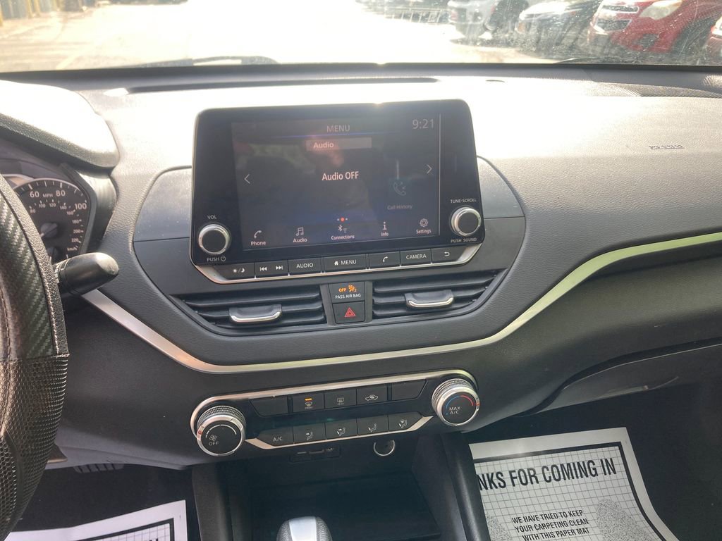 Used 2022 Nissan Altima 2.5 SV image 22