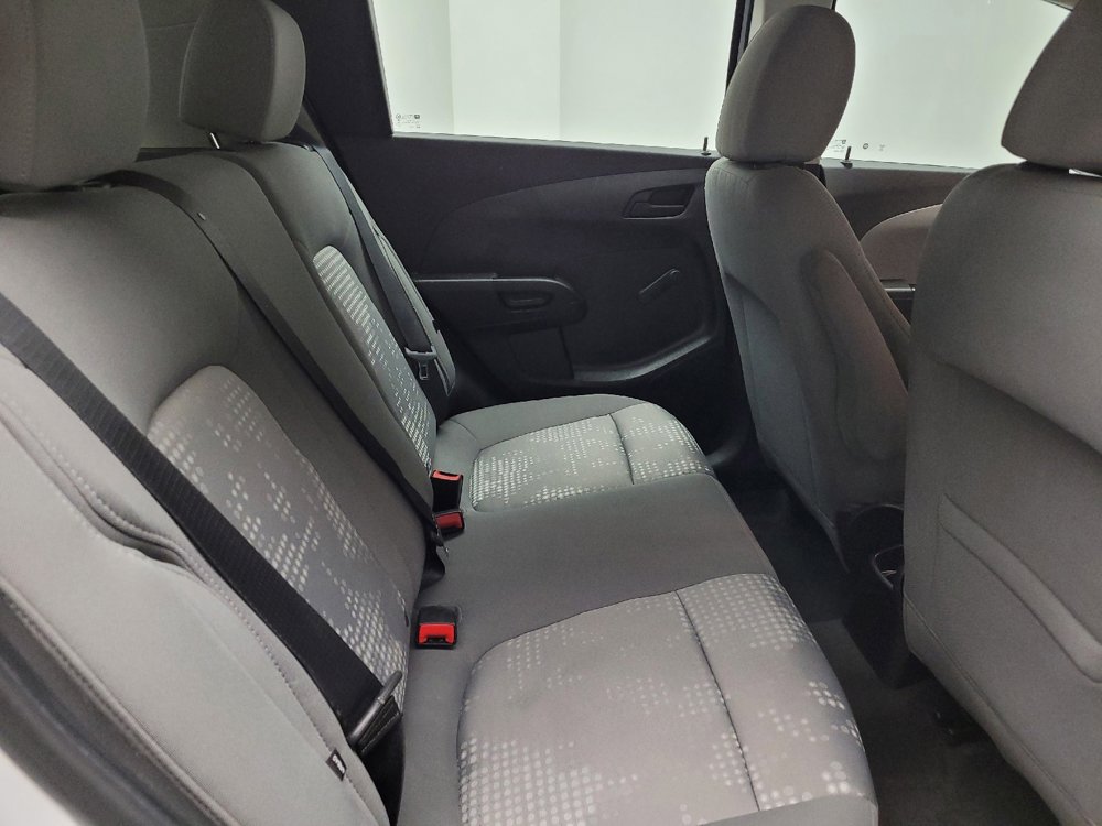 Used 2019 Chevrolet Sonic LT FWD image 19
