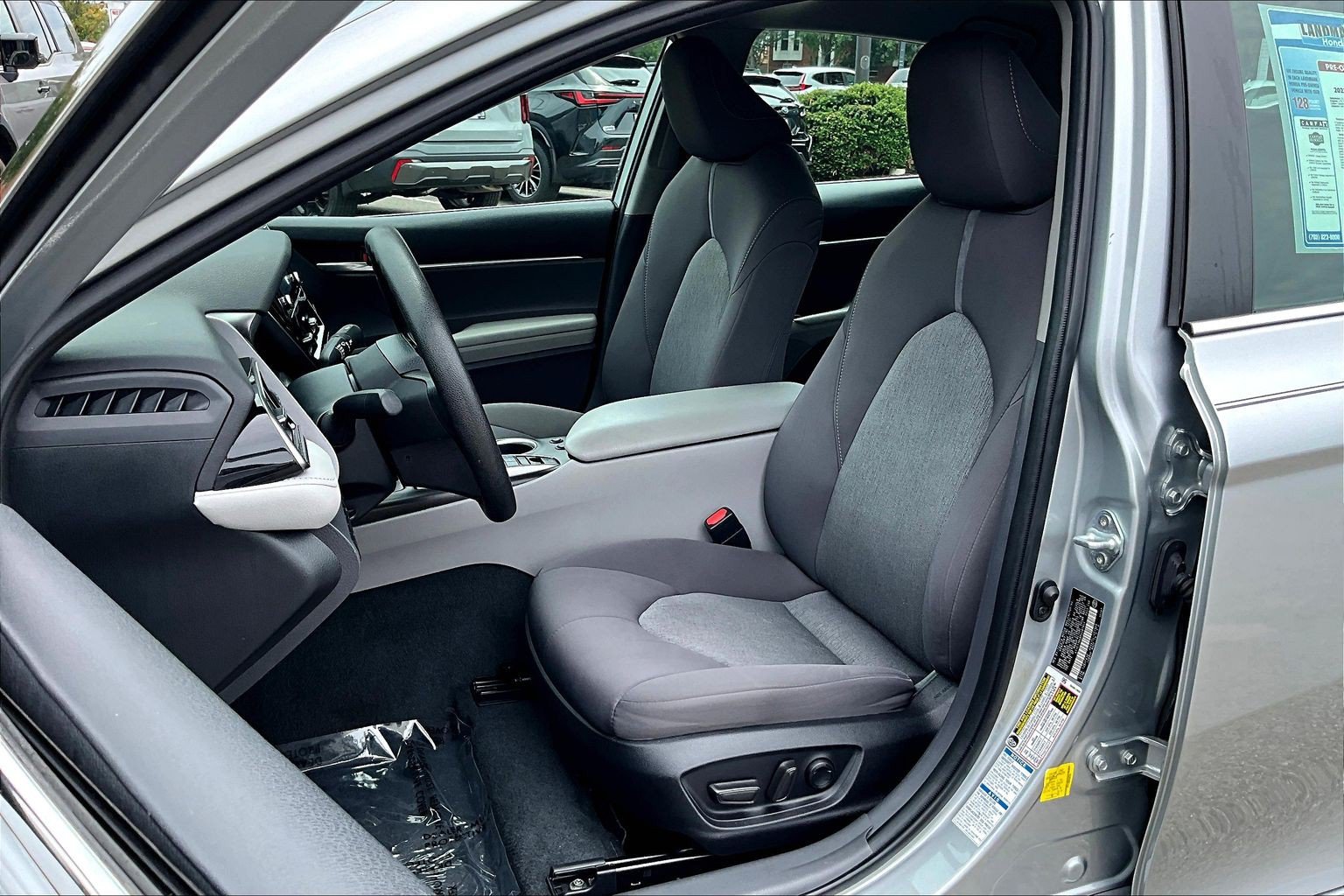 Used 2023 Toyota Camry LE AWD/4WD image 25