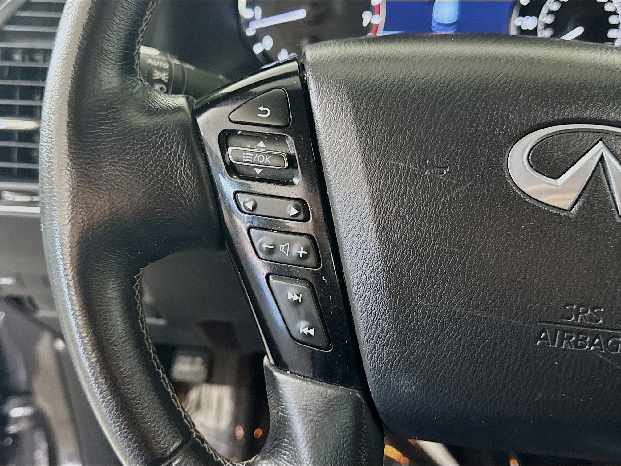 Used 2024 INFINITI QX80 Luxe image 14