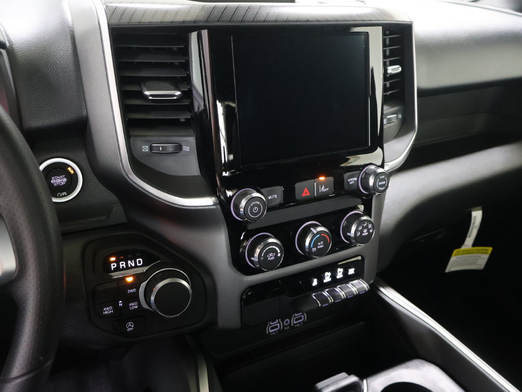 New 2026 RAM 1500 Express AWD/4WD image 19