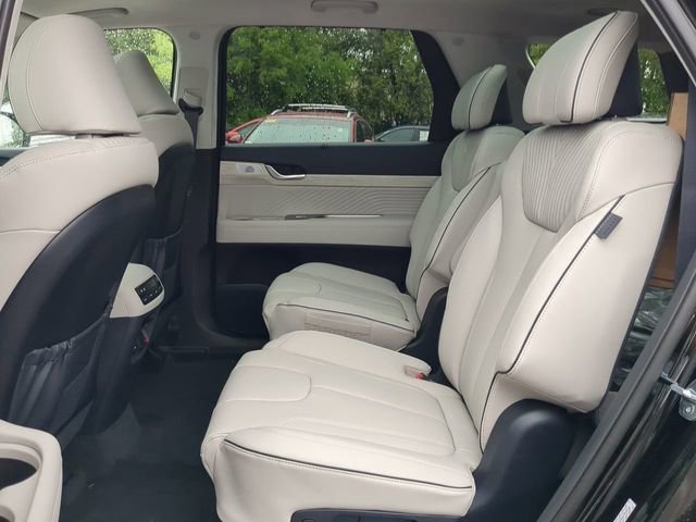 New 2024 Hyundai Palisade Calligraphy image 14